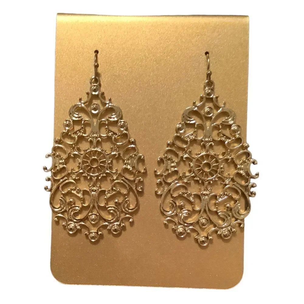 Erica Lyons gold tone sphere earrings NWT